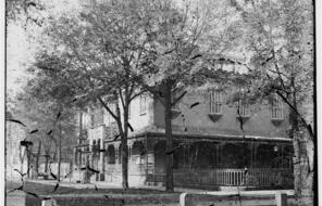 A photo of General Sherman's headquarters. 