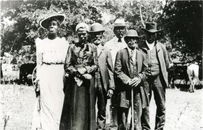 Survivors of slavery observe Juneteenth in hats, canes, and bonnets inAustin, TX