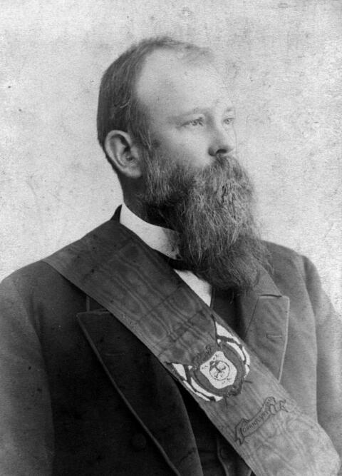 Francis William Reitz served as President of the Orange Free State from 1889 to 1895. Prior to that, he was the state’s first Supreme Court Chief Justice, serving from 1876 to 1889.